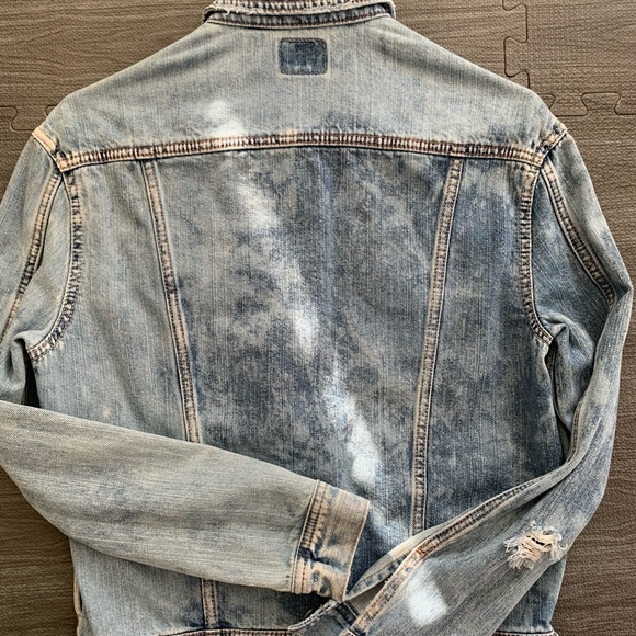 American Eagle Outfitters Denim jacket worn few times in great condition - Picture 3 of 4
